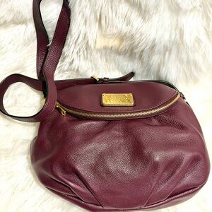 Marc By Marc Jacobs Pebbled Leather Crossbody - Wine